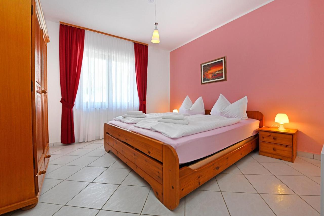 Apartments Jasmina Poreč Buitenkant foto