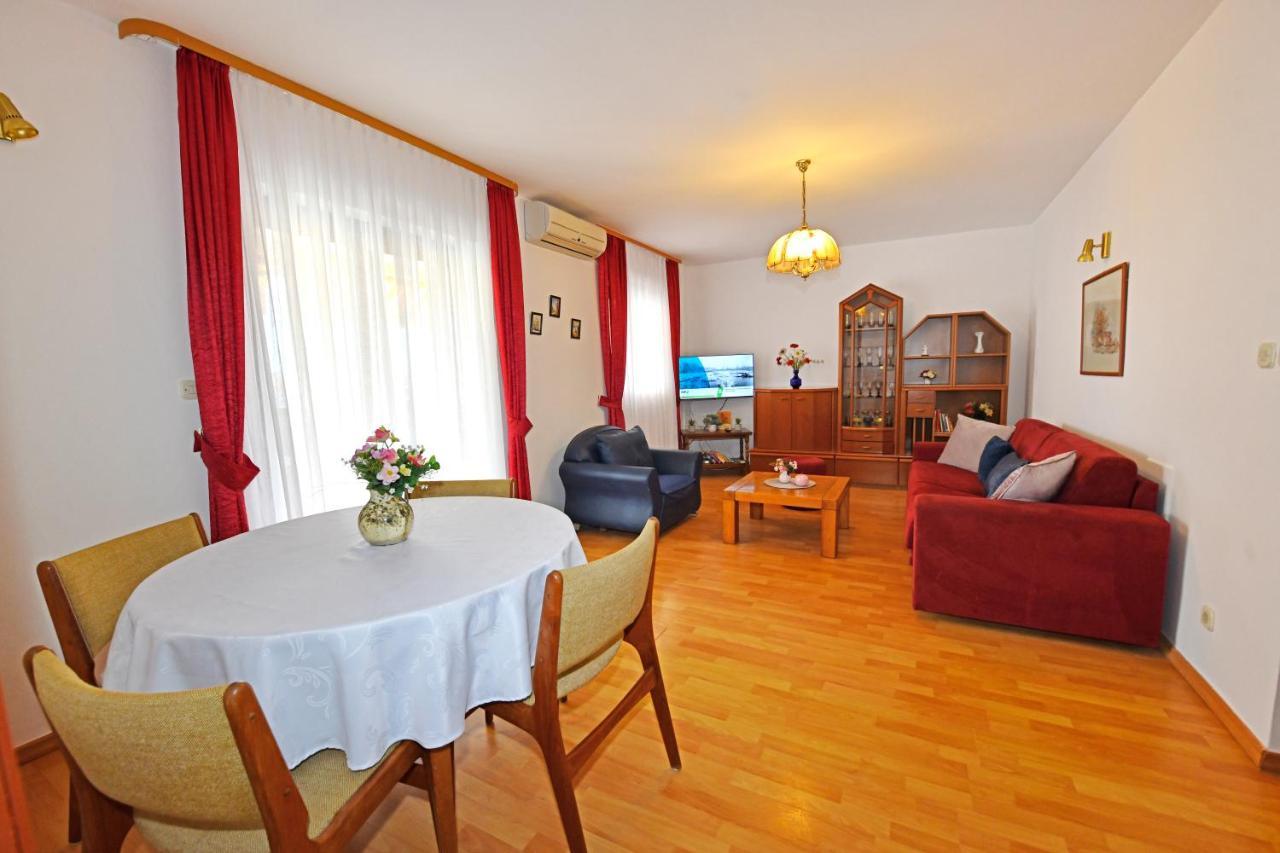 Apartments Jasmina Poreč Buitenkant foto