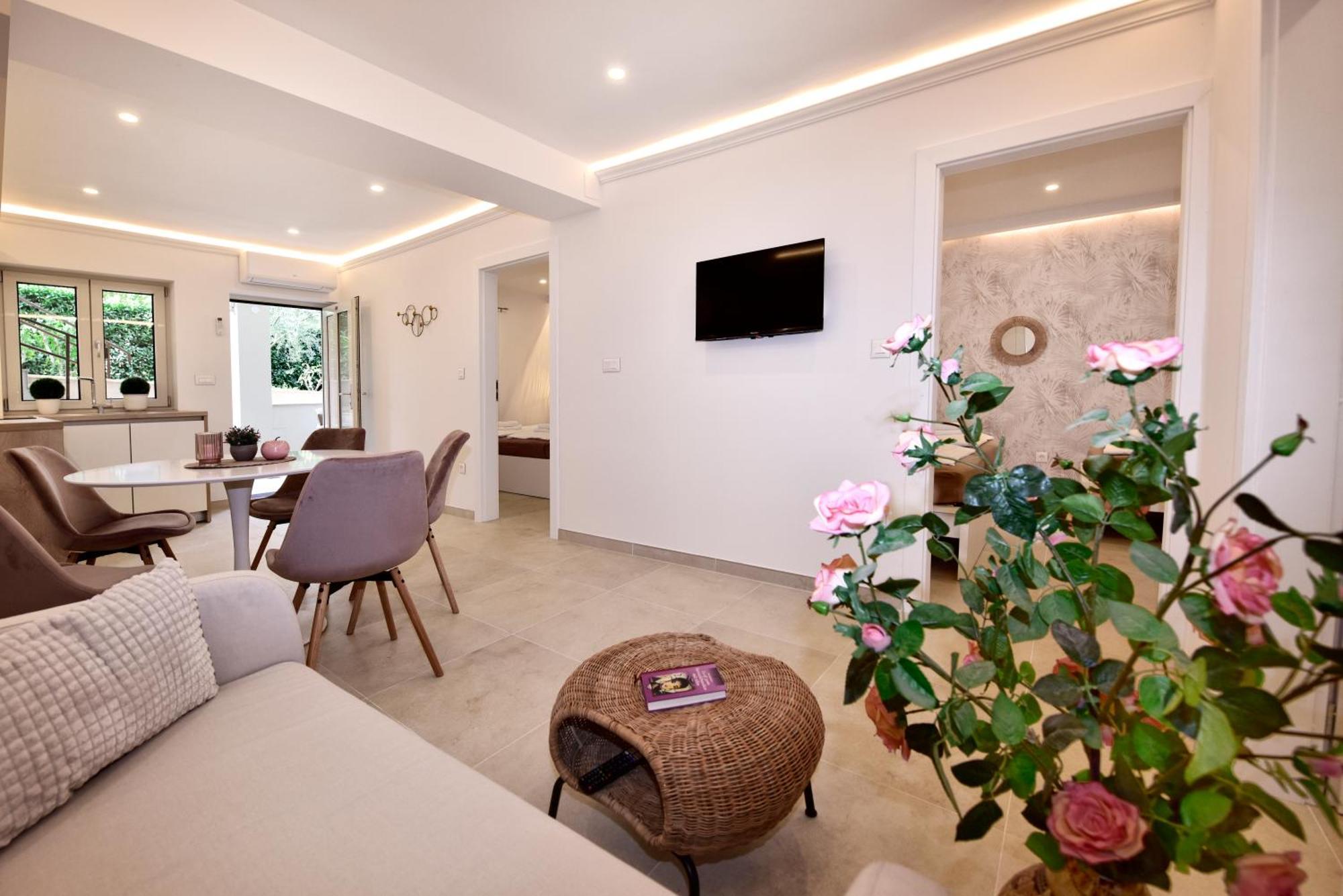 Apartments Jasmina Poreč Buitenkant foto