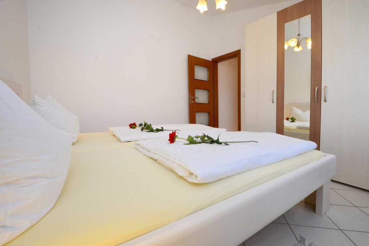 Apartments Jasmina Poreč Kamer foto