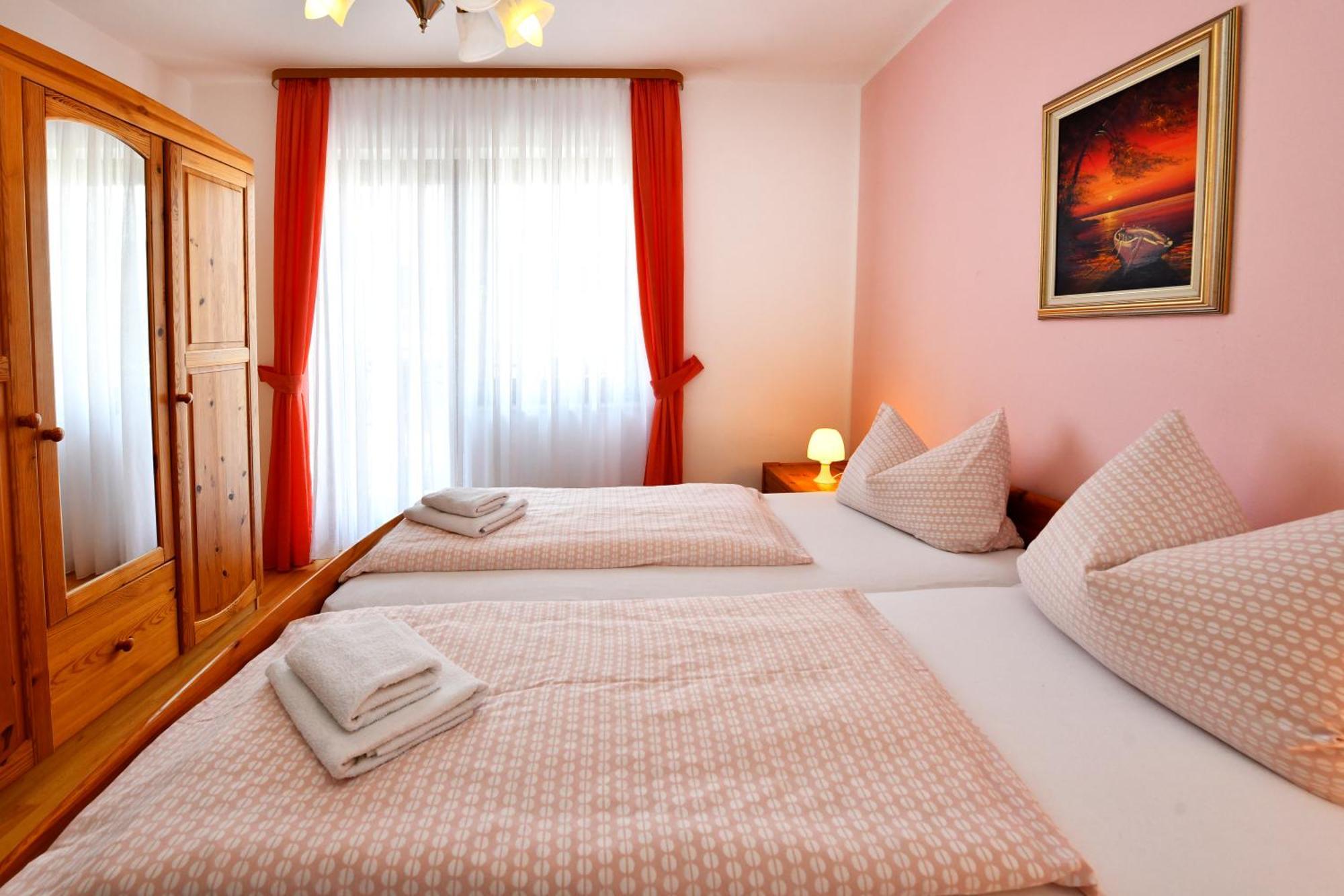 Apartments Jasmina Poreč Buitenkant foto