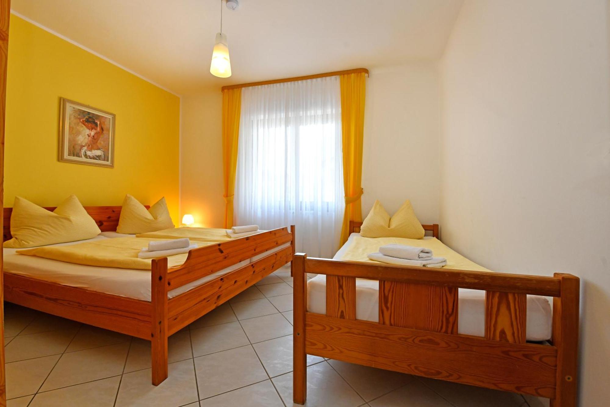 Apartments Jasmina Poreč Buitenkant foto