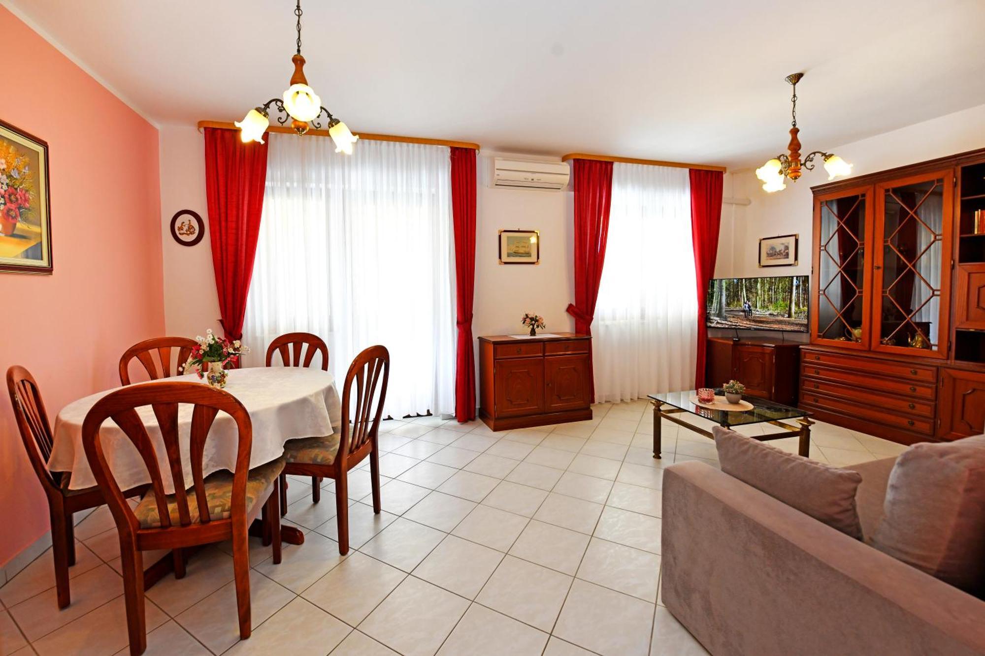 Apartments Jasmina Poreč Buitenkant foto