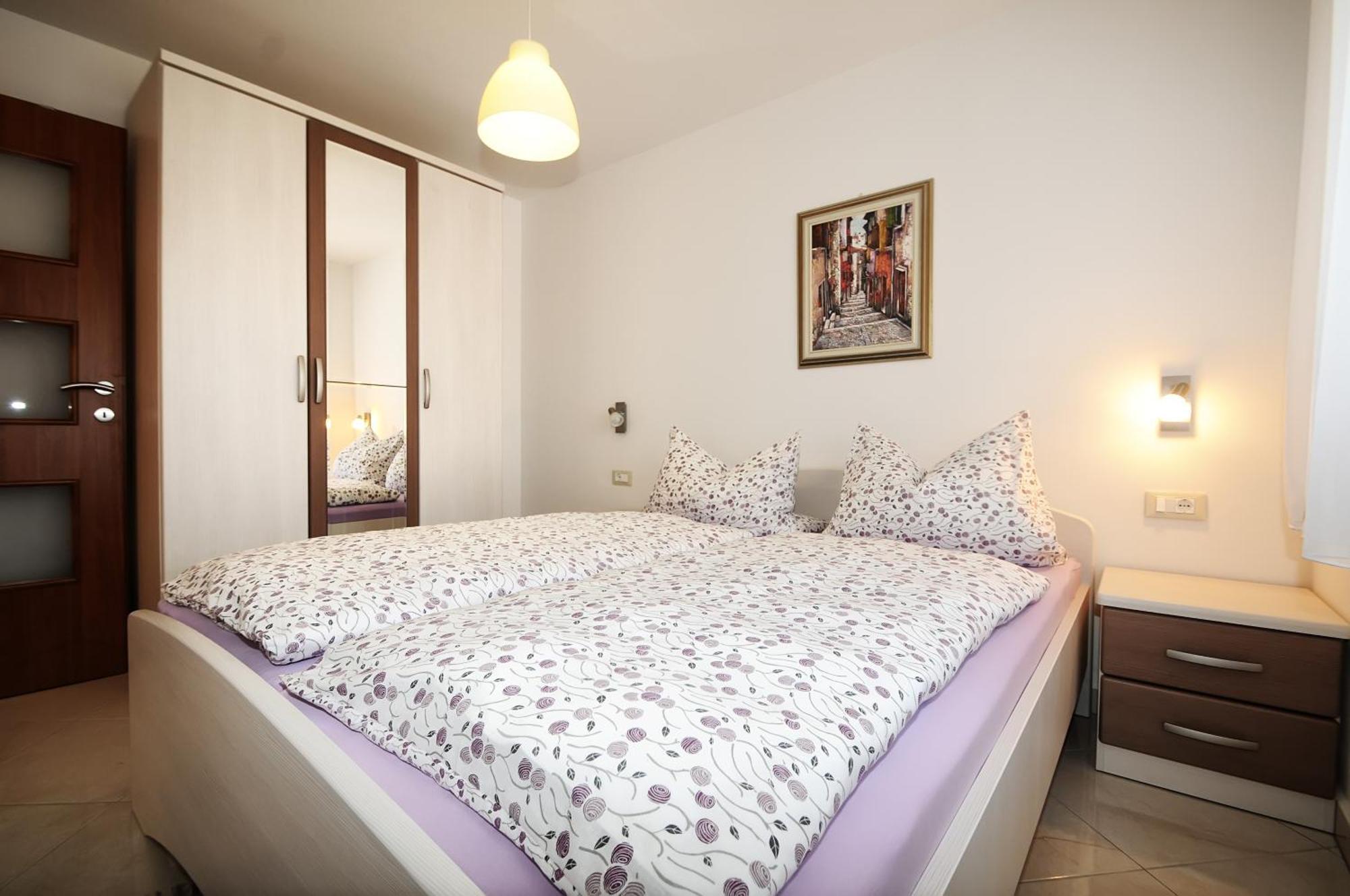 Apartments Jasmina Poreč Kamer foto