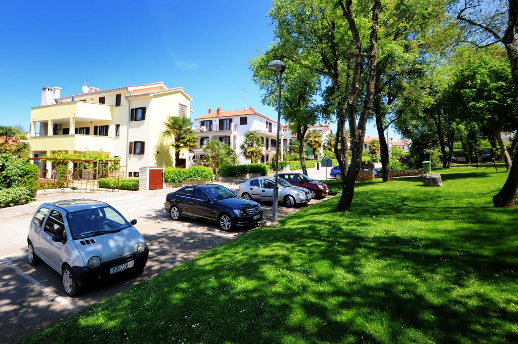 Apartments Jasmina Poreč Kamer foto