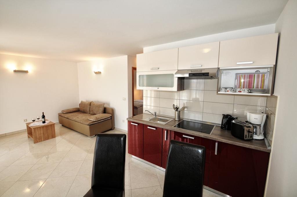 Apartments Jasmina Poreč Kamer foto