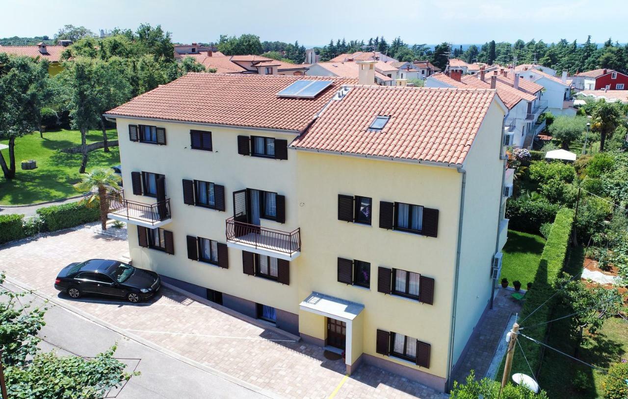 Apartments Jasmina Poreč Buitenkant foto